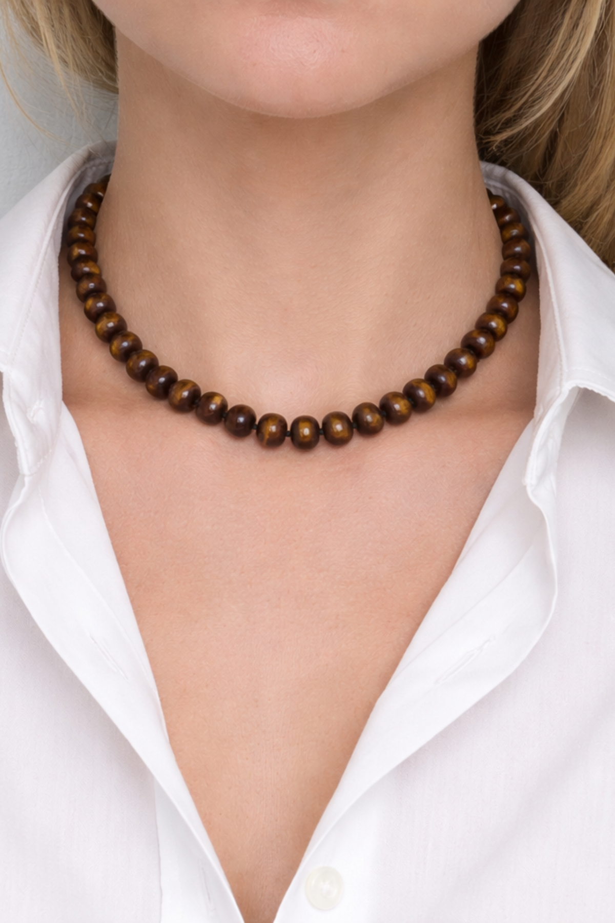 Refined Stone Bead Necklace