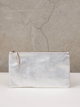 Load image into Gallery viewer, Marlow Leather Clutch