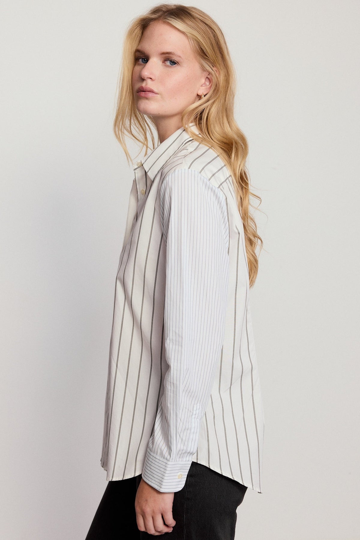 The Boyfriend Shirt - Striped Olive