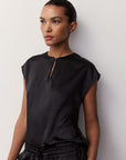 Wina Keyhole Satin Top - Black