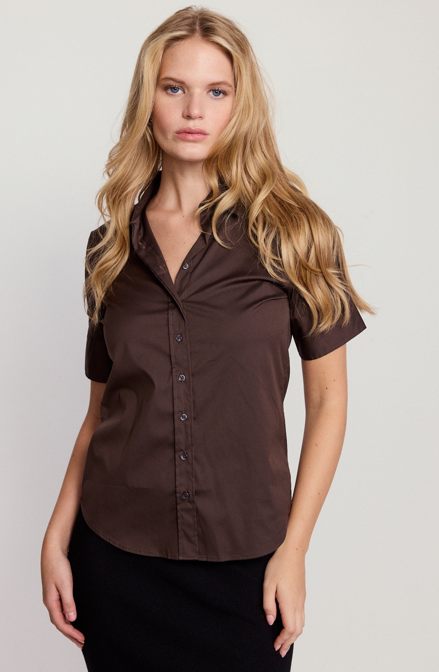 The Short Sleeve Shirt - Brown